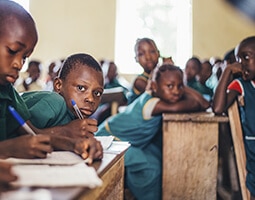 Schulklasse-Uganda